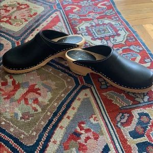 Lotta’s Black Clogs, 39 (8.5)
